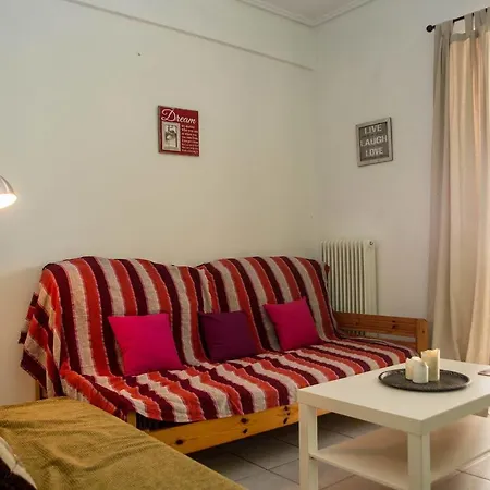 Antoines Central Flat Near The Sea * Kalamata